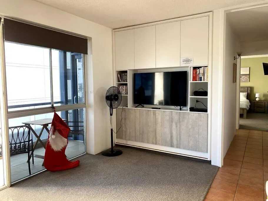Apartment Location, Location! Walk To Anywhere! Gold Coast
