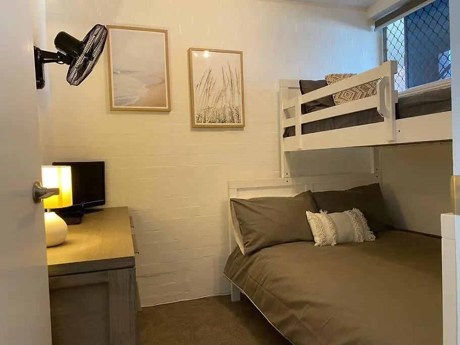 Apartment Location, Location! Walk To Anywhere! Gold Coast Australia
