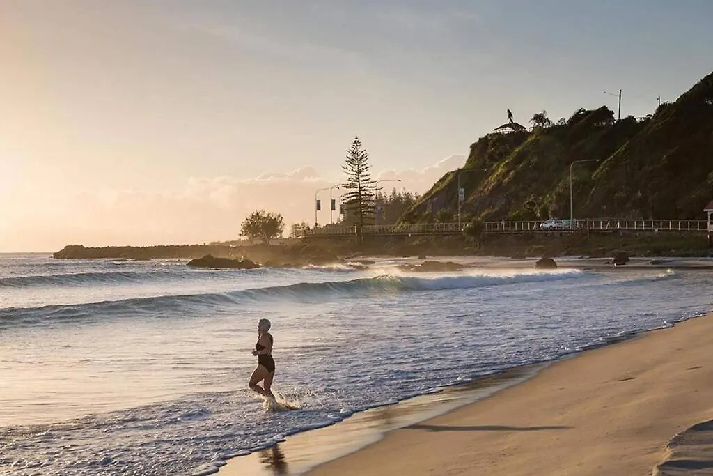 Apartment Location, Location! Walk To Anywhere! Gold Coast Australia